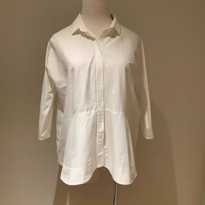 COS white shirt w curved pleat hem design. Sz 2